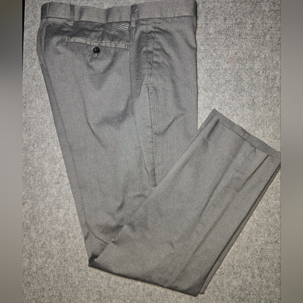 Mens Slim stretch Banana Republic 34x32 size grey. Great conditions.‎